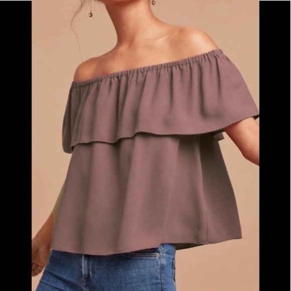 Aritzia Wilfred Promener off-shoulder Blouse - Lilac/Floral, Size Small - Picture 6 of 13